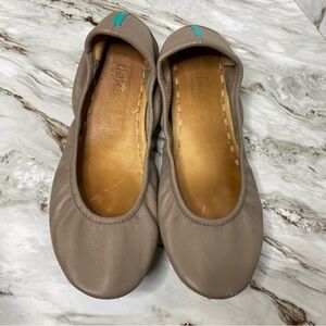 TIEKS Leather flats shoes size 9